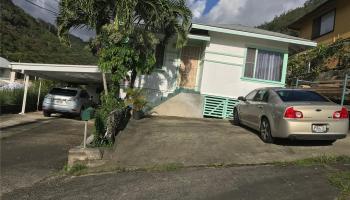 1586 Noe Street Kalihi Uka, Honolulu home - photo 1 of 7 1586 Noe Street Kalihi Uka, Honolulu home - photo 1 of 7