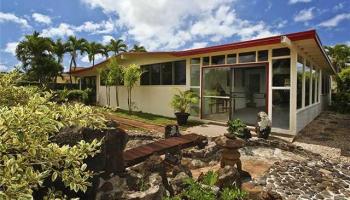 1591 Lehia St Foster Village, Honolulu home - photo 2 of 10 1591 Lehia St Foster Village, Honolulu home - photo 2 of 10