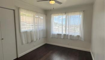 1592  Perry Street Kalihi-upper, Honolulu home - photo 6 of 10