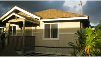 1594 Wailele St Kalihi Uka, Honolulu home - photo 2 of 10 1594 Wailele St Kalihi Uka, Honolulu home - photo 2 of 10