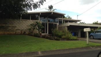 1598 Ulupii St Olomana, Kailua home - photo 4 of 5 1598 Ulupii St Olomana, Kailua home - photo 4 of 5