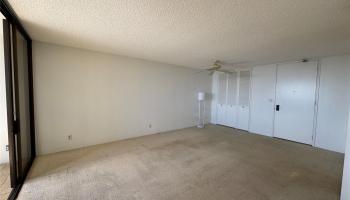 Yacht Harbor Towers condo # 1808, Honolulu, Hawaii - photo 4 of 19