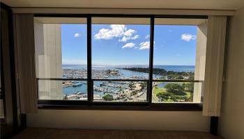 Yacht Harbor Towers condo # 1808, Honolulu, Hawaii - photo 5 of 20