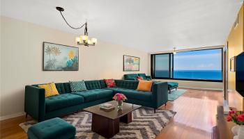 Yacht Harbor Towers condo # 2806, Honolulu, Hawaii - photo 5 of 11