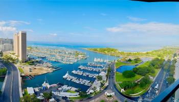Yacht Harbor Towers condo # 3202, Honolulu, Hawaii - photo 3 of 20