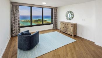 Yacht Harbor Towers condo # 3700, Honolulu, Hawaii - photo 5 of 20