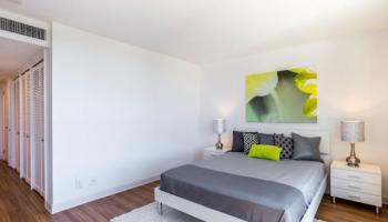 Yacht Harbor Towers condo # 404, Honolulu, Hawaii - photo 5 of 19