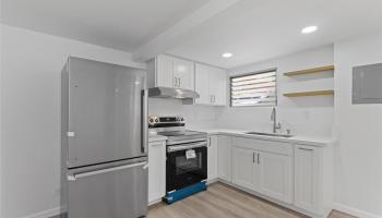 1605  Merkle Street Kalihi Uka, Honolulu home - photo 5 of 25