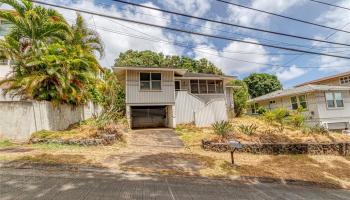 1607 Alencastre Street St. Louis, Diamond Head home - photo 1 of 12 1607 Alencastre Street St. Louis, Diamond Head home - photo 1 of 12