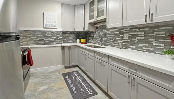 Kapiolani Towers condo # 16B, Honolulu, Hawaii - photo 5 of 25