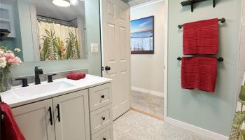 Kapiolani Towers condo # 16B, Honolulu, Hawaii - photo 6 of 25