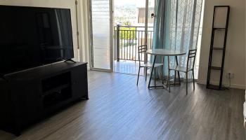 Kapiolani Towers condo # 902, Honolulu, Hawaii - photo 4 of 18