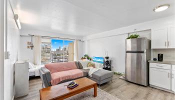 Makiki Iki condo # 503, Honolulu, Hawaii - photo 1 of 19