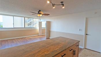 Punahou Sunset condo # 804, Honolulu, Hawaii - photo 4 of 12