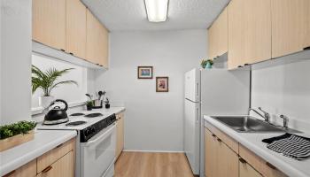 Ala Moana Tower condo # 807, Honolulu, Hawaii - photo 4 of 25