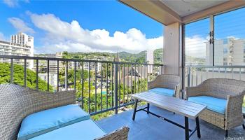 Makiki Towers condo # 604, Honolulu, Hawaii - photo 3 of 16