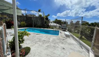 1619 Kamamalu Ave Honolulu - Rental - photo 2 of 18