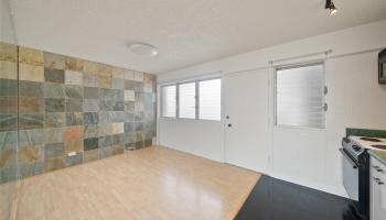 Makiki Colony condo # 805, Honolulu, Hawaii - photo 3 of 8