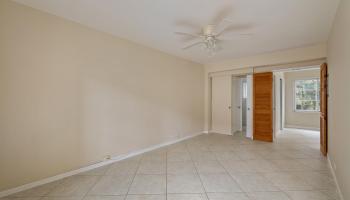 Marina Gardens condo # 202, Honolulu, Hawaii - photo 2 of 23