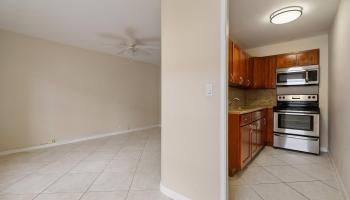 Marina Gardens condo # 202, Honolulu, Hawaii - photo 4 of 23