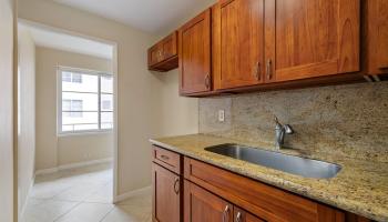 Marina Gardens condo # 202, Honolulu, Hawaii - photo 6 of 23