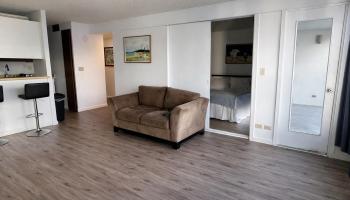 Punahou Tower condo # 402, Honolulu, Hawaii - photo 2 of 20