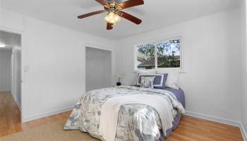 1624  Ala Makani Place Moanalua Valley, Honolulu home - photo 6 of 25