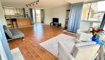 Kapiolani Townhouse condo # 1208, Honolulu, Hawaii - photo 2 of 12