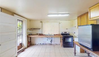 1625  Kalaepaa Drive Kalihi Valley, Honolulu home - photo 6 of 25