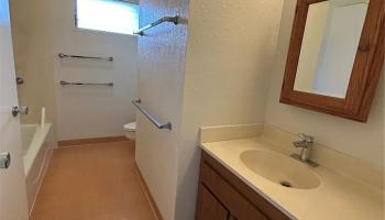 1628  Aupuni Street Kamehameha Heights, Honolulu home - photo 5 of 14