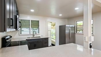 163 Makaweo Ave Wahiawa - Rental - photo 1 of 25