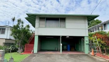 1630  Kino St Kalihi-lower,  home - photo 1 of 16