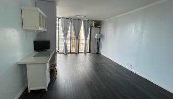 Camelot condo # 1006, Honolulu, Hawaii - photo 2 of 17