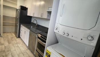 Camelot condo # 1006, Honolulu, Hawaii - photo 3 of 17