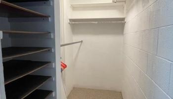 Camelot condo # 1006, Honolulu, Hawaii - photo 4 of 17