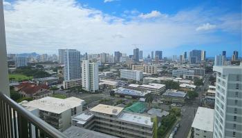 Camelot condo # 1701, Honolulu, Hawaii - photo 3 of 11