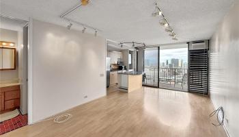 Camelot condo # 1810, Honolulu, Hawaii - photo 4 of 22