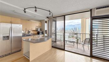 Camelot condo # 1810, Honolulu, Hawaii - photo 5 of 22