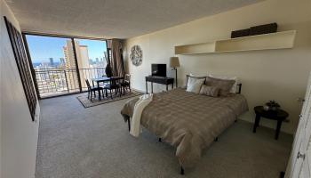 1630 Liholiho St Honolulu - Rental - photo 4 of 11