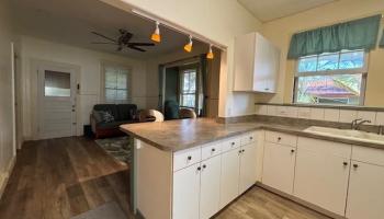 1630  Lusitana Street Punchbowl Area, Honolulu home - photo 3 of 17