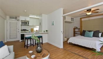 Punahou Terrace condo # A304, Honolulu, Hawaii - photo 2 of 17 Punahou Terrace condo # A304, Honolulu, Hawaii - photo 2 of 17