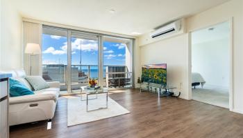 Kapiolani Residence condo # 4211, Honolulu, Hawaii - photo 1 of 12 Kapiolani Residence condo # 4211, Honolulu, Hawaii - photo 1 of 12