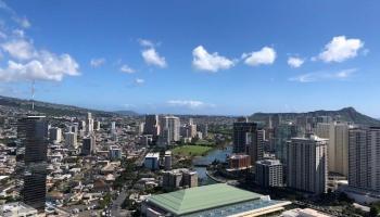 Kapiolani Residence condo # 4407, Honolulu, Hawaii - photo 1 of 25