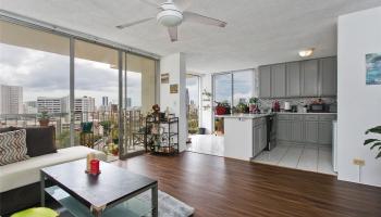 Consulate condo # 1103, Honolulu, Hawaii - photo 2 of 10