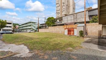 1639  Liholiho Street Makiki, Honolulu home - photo 4 of 22