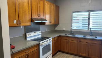 1639 Liliha Street Honolulu - Multi-family - photo 6 of 9