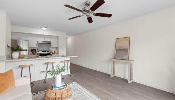 Makiki Winds Apts condo # 208, Honolulu, Hawaii - photo 5 of 13