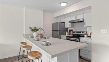 Makiki Winds Apts condo # 208, Honolulu, Hawaii - photo 6 of 13