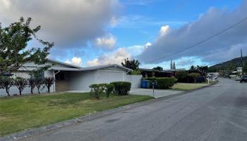 1644 ULUEO Street Olomana, Kailua home - photo 1 of 22 1644 ULUEO Street Olomana, Kailua home - photo 1 of 22