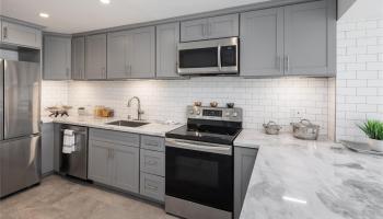 Marina Towers condo # 708, Honolulu, Hawaii - photo 4 of 24